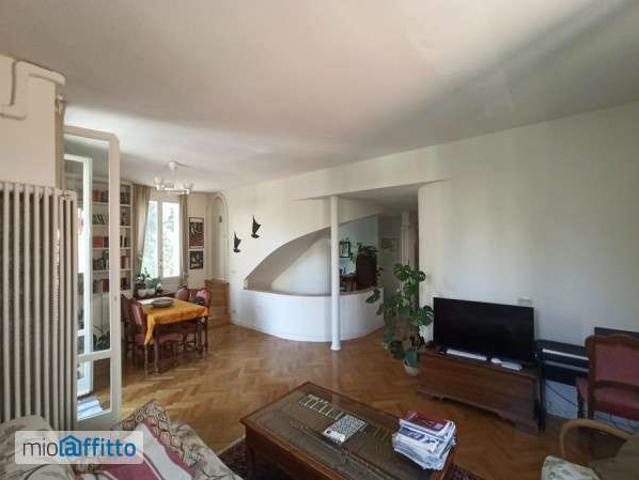 Appartamento arredato con terrazzo Murri