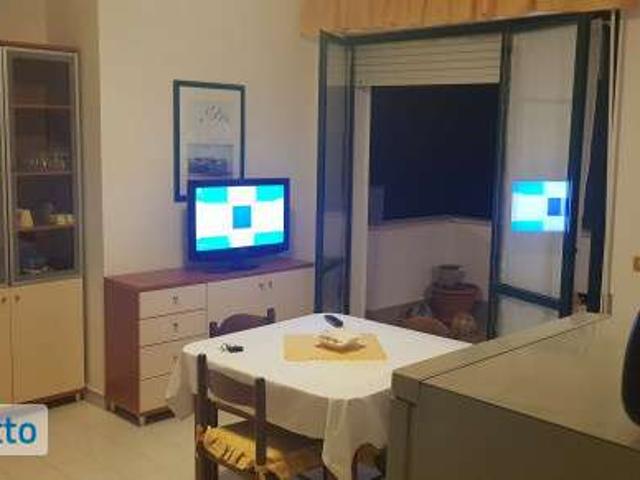 Appartamento arredato con terrazzo Marina