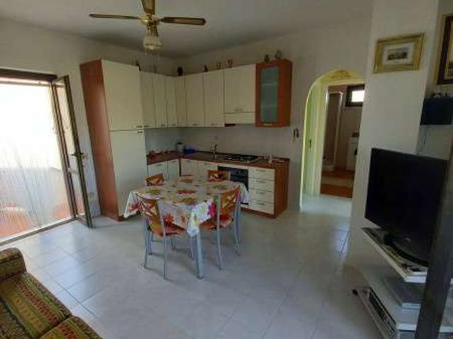 Appartamento arredato con terrazzo Marina di mandatoriccio