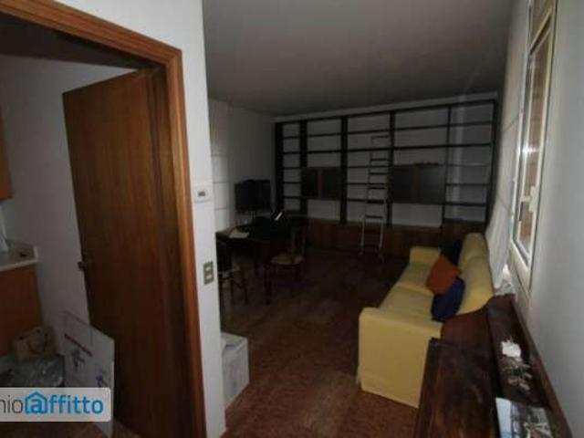 Appartamento arredato con terrazzo Mazzini
