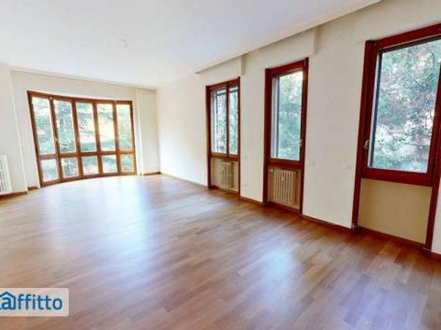 Appartamento arredato con terrazzo Milano