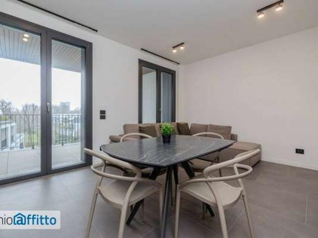 Appartamento arredato con terrazzo Milano