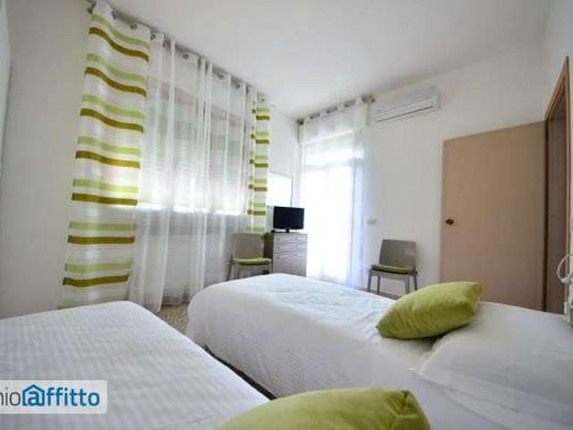 Appartamento arredato con terrazzo Mira porte