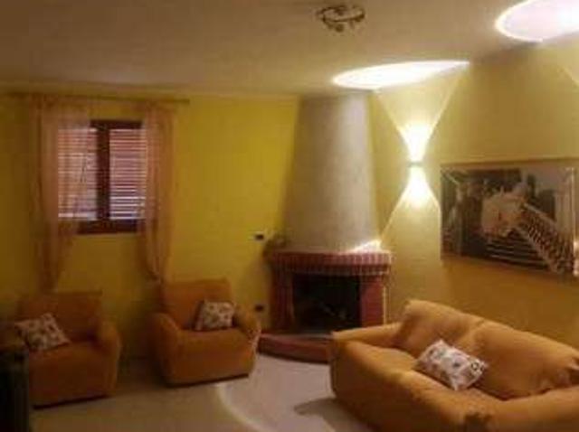Appartamento arredato con terrazzo Montegiordano