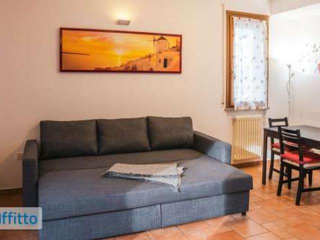 Appartamento arredato con terrazzo Montescudo