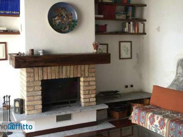 Appartamento arredato con terrazzo Mornico