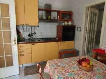 Appartamento arredato con terrazzo Napoli