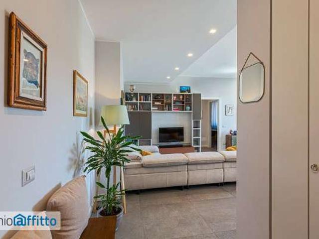 Appartamento arredato con terrazzo Opera