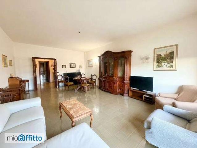 Appartamento arredato con terrazzo Acilia, vitinia, ostia antica, malafede, dragona delle borgate