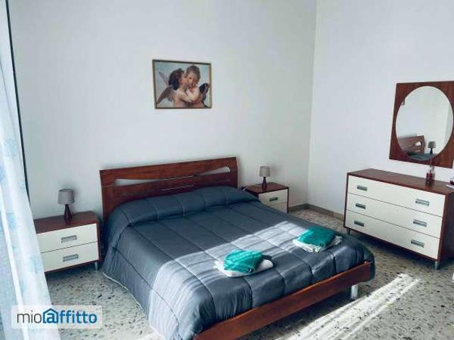 Appartamento arredato con terrazzo Acireale