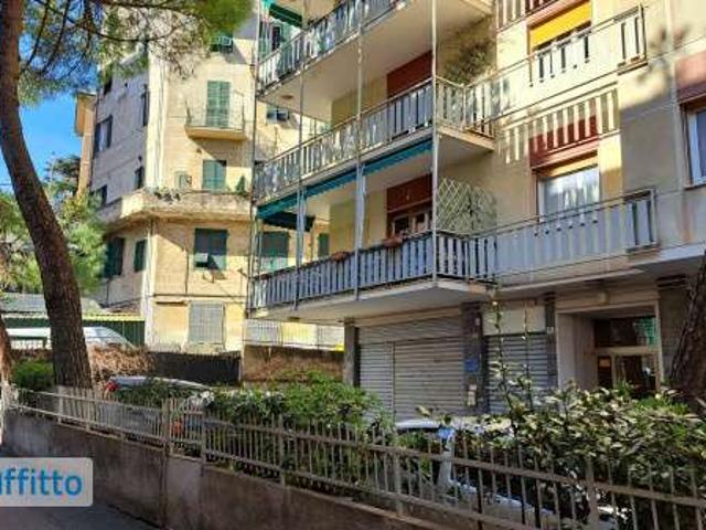 Appartamento arredato con terrazzo Albaro