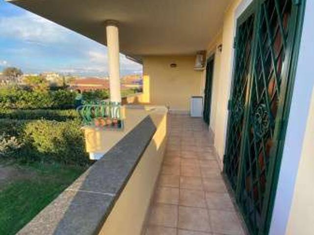 Appartamento arredato con terrazzo Anzio