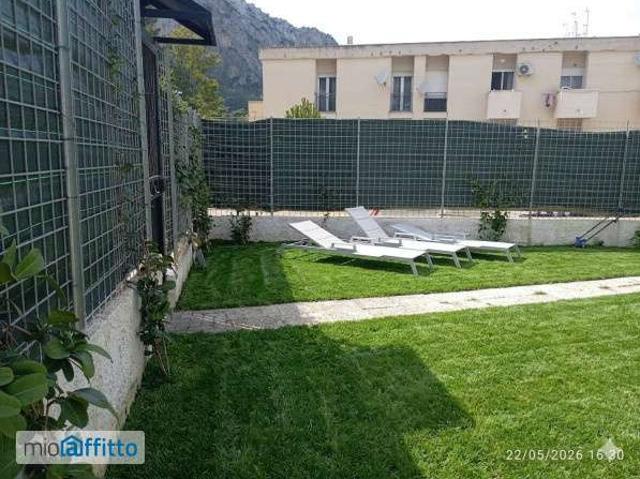 Appartamento arredato con terrazzo Arenella