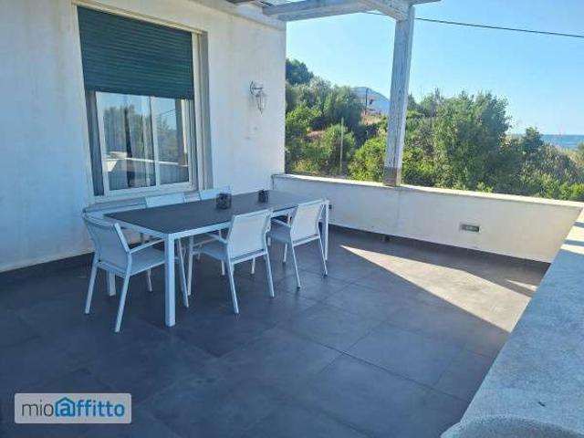 Appartamento arredato con terrazzo Arenella
