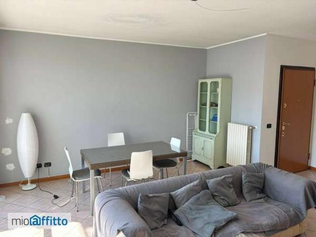 Appartamento arredato con terrazzo P.ta genova, romolo, solari