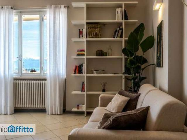 Appartamento arredato con terrazzo Barcuzzi