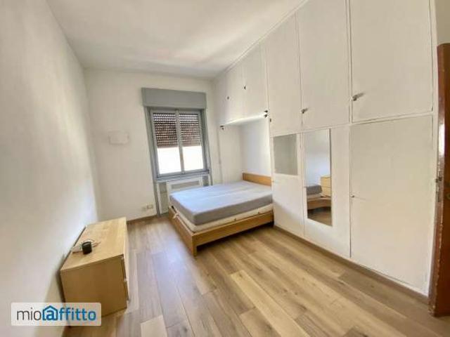 Appartamento arredato con terrazzo Bocconi, c.so italia, ticinese