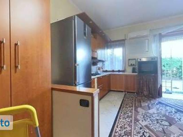Appartamento arredato con terrazzo Borghesiana, finocchio, tor bella monaca, torre angela