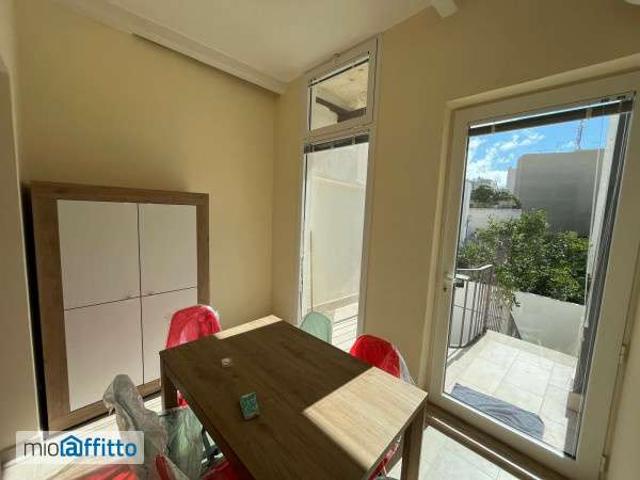 Appartamento arredato con terrazzo Brindisi