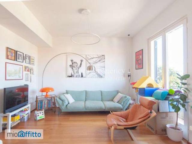 Appartamento arredato con terrazzo Campo di marte