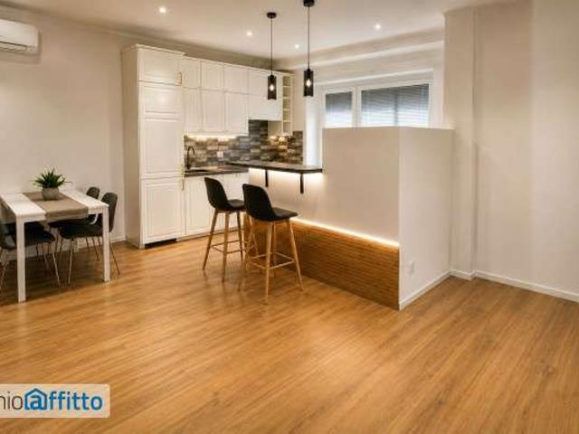 Appartamento arredato con terrazzo Cassia, tomba di nerone, roma