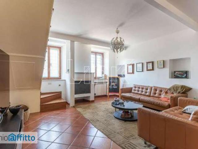 Appartamento arredato con terrazzo Cassia, tomba di nerone, roma