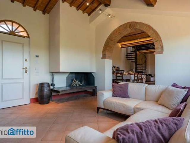 Appartamento arredato con terrazzo Castelnuovo Berardenga