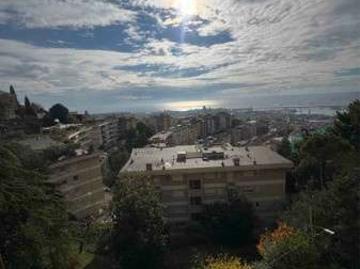 Appartamento arredato con terrazzo Castelletto
