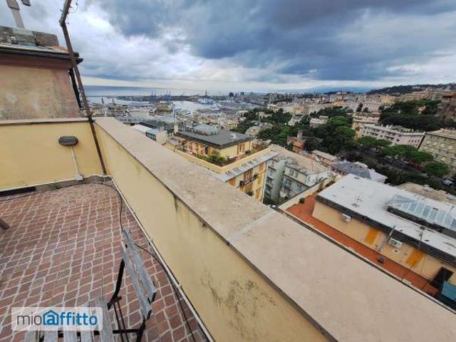 Appartamento arredato con terrazzo Castelletto