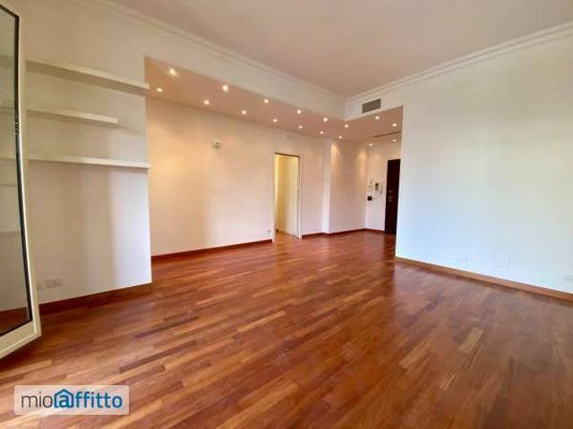 Appartamento arredato con terrazzo Catania