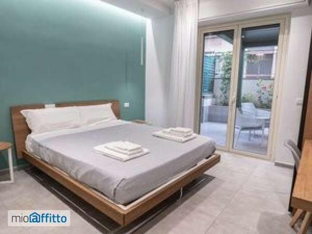 Appartamento arredato con terrazzo Catania