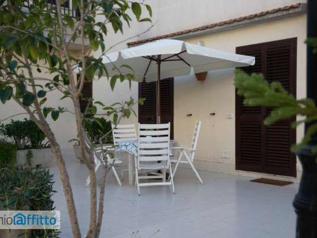 Appartamento arredato con terrazzo Caucana finaiti