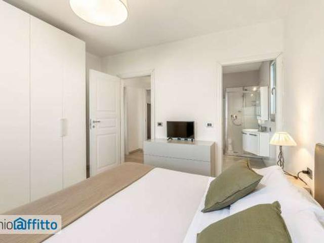 Appartamento arredato con terrazzo Centro