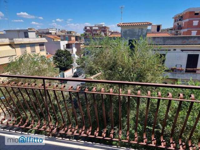 Appartamento arredato con terrazzo Centro