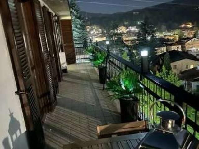 Appartamento arredato con terrazzo Centro