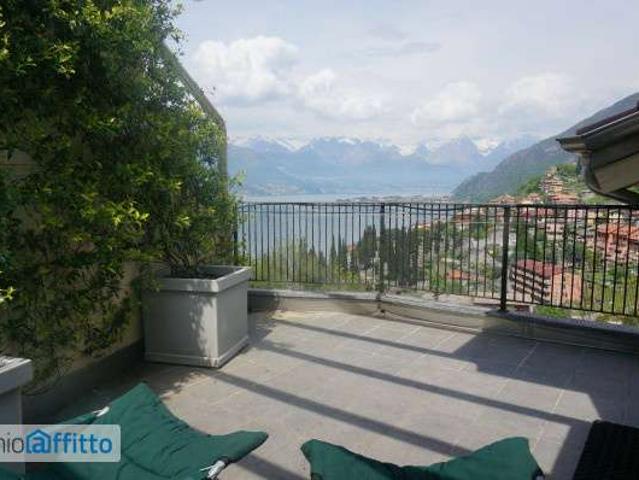Appartamento arredato con terrazzo Centro
