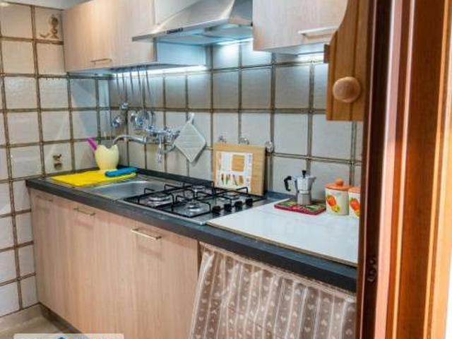 Appartamento arredato con terrazzo Centro