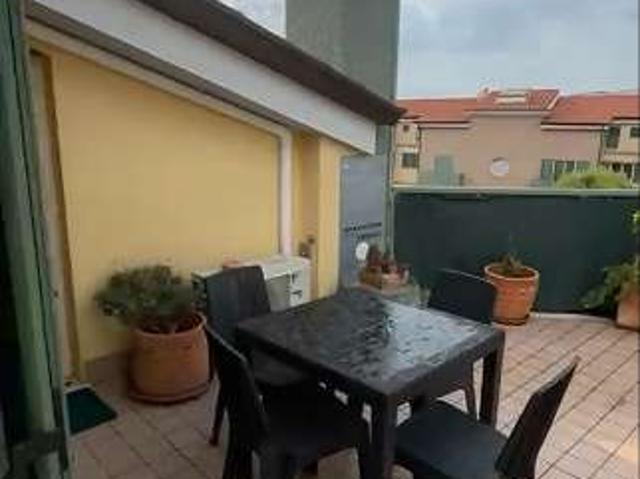 Appartamento arredato con terrazzo Centro