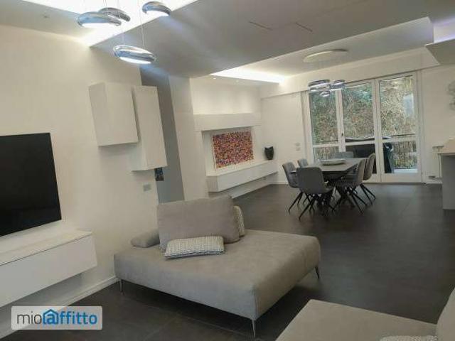 Appartamento con terrazzo Centro