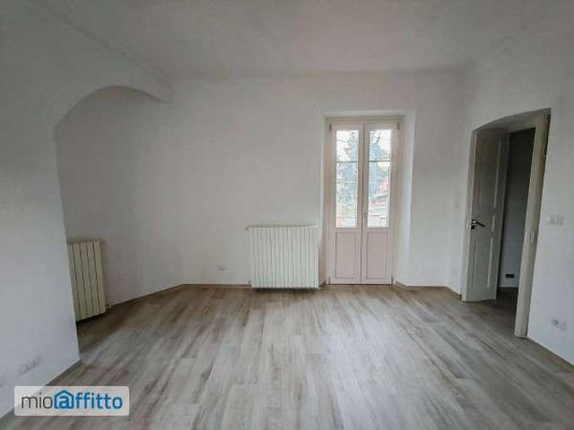 Appartamento arredato con terrazzo Centro