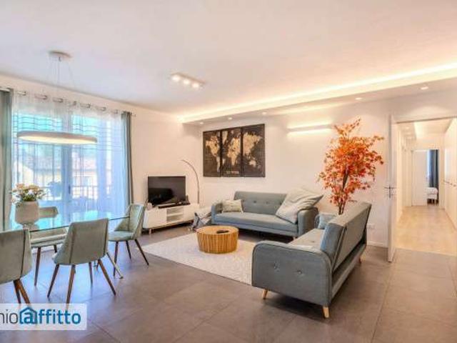 Appartamento arredato con terrazzo Centro