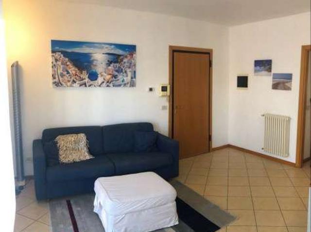 Appartamento arredato con terrazzo Centro