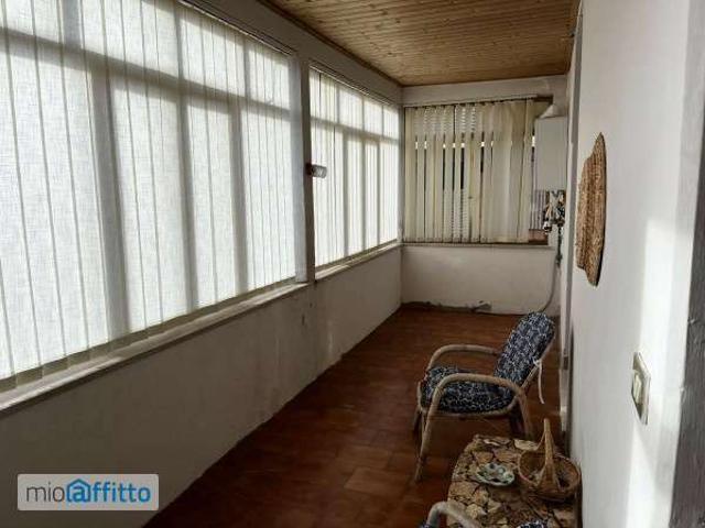 Appartamento arredato con terrazzo Centro