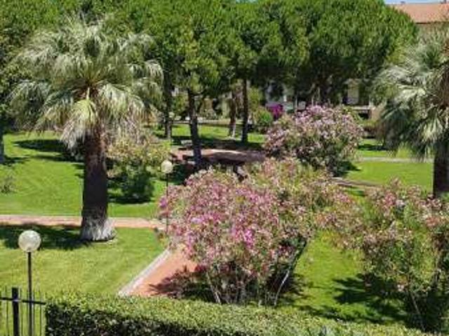 Appartamento arredato con terrazzo Centro