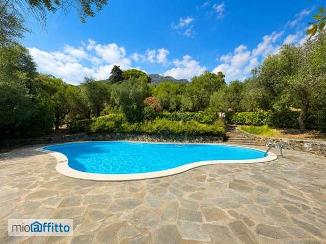 Appartamento arredato con terrazzo Centro