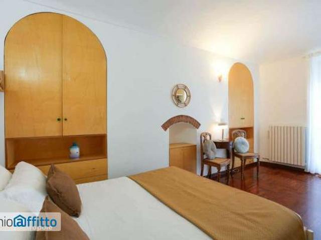 Appartamento arredato con terrazzo Centro