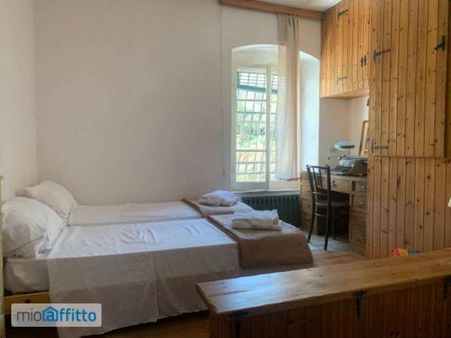 Appartamento arredato con terrazzo Centro