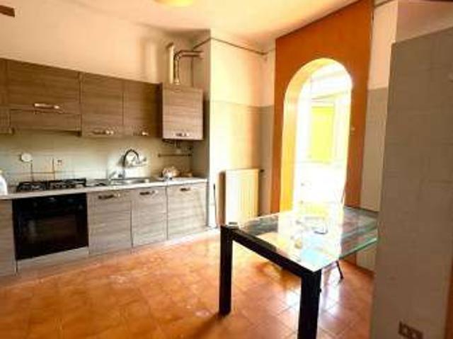 Appartamento arredato con terrazzo Centro