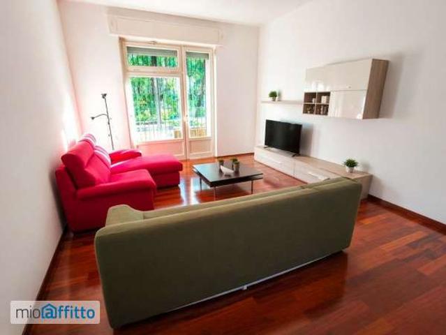 Appartamento arredato con terrazzo Centro