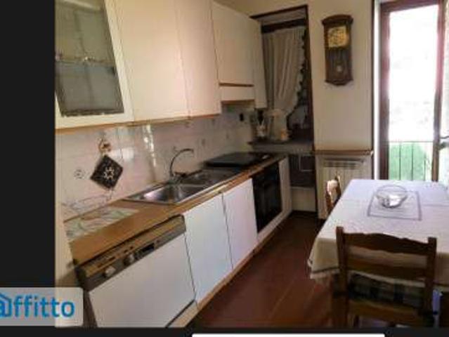 Appartamento arredato con terrazzo Centro